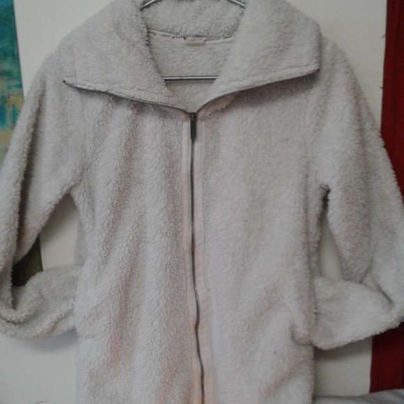 ROXY white fuzzy jacket - Picture 2 of 5